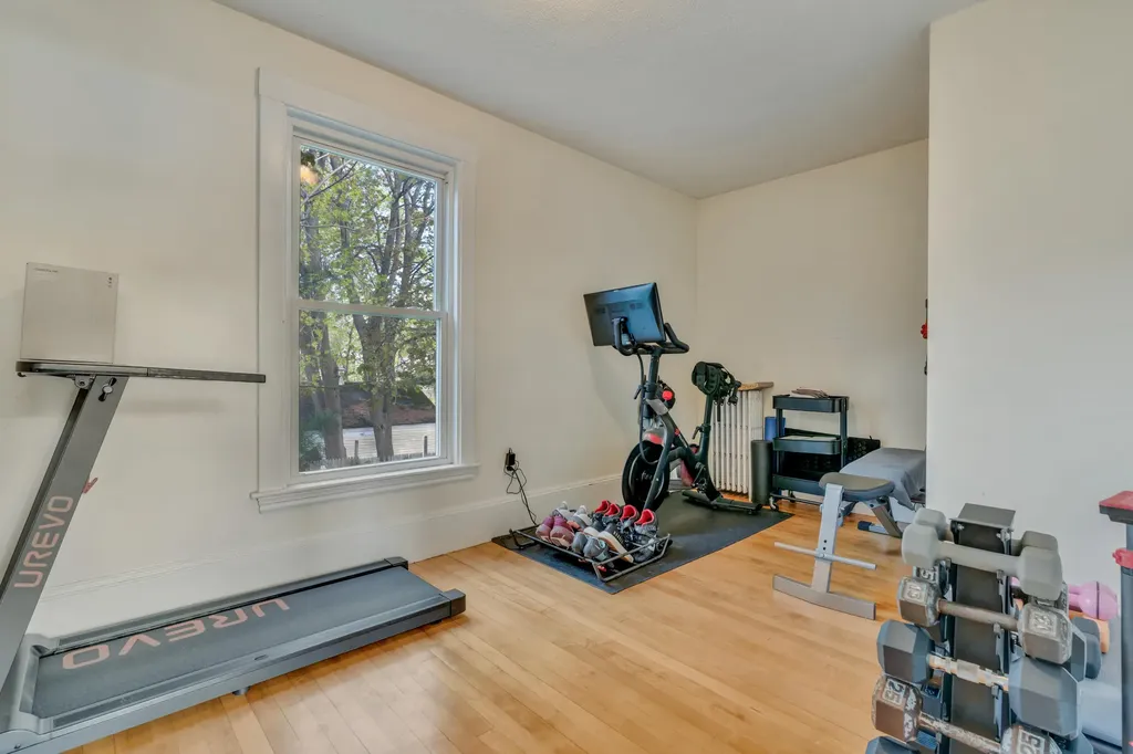 31 Alba Street Portland ME 04103