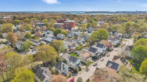 31 Alba Street Portland ME 04103