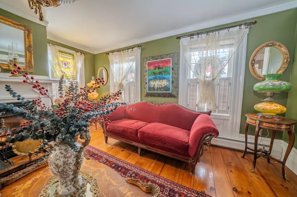 18 Waldo Avenue Belfast ME 04915