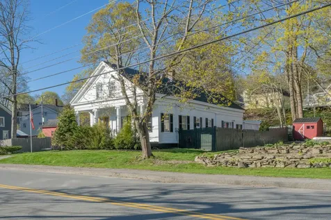 18 Waldo Avenue Belfast ME 04915