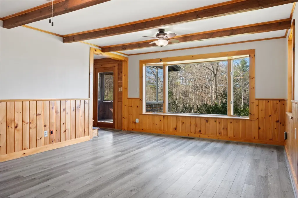 1492 River Road Bucksport ME 04416