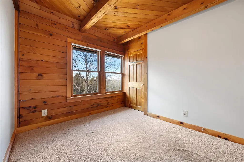 1492 River Road Bucksport ME 04416
