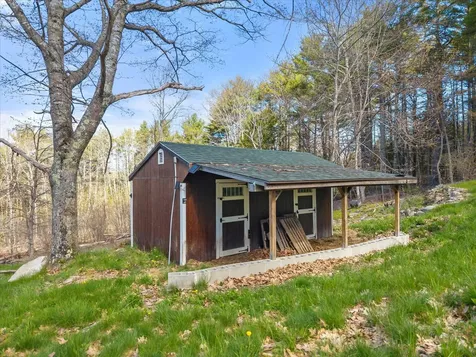 1492 River Road Bucksport ME 04416
