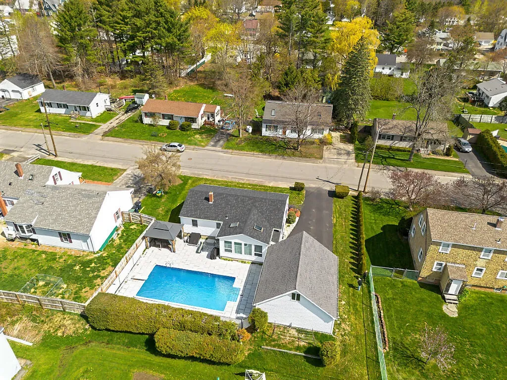 22 Mayflower Road Augusta ME 04330