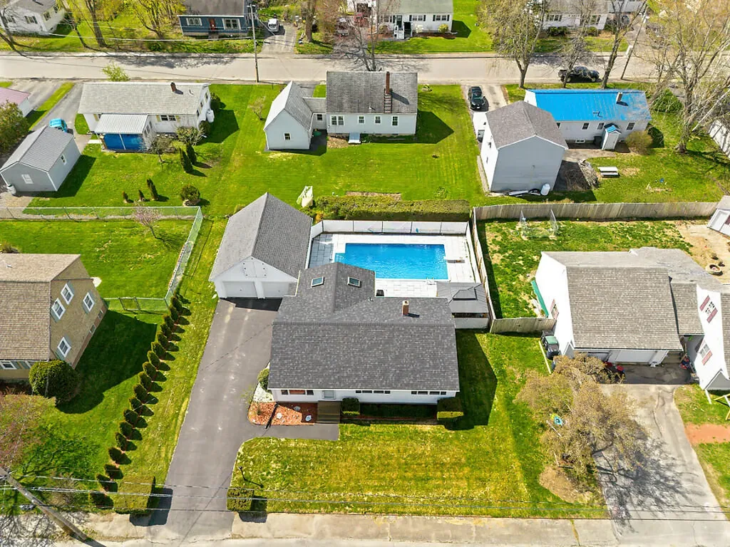 22 Mayflower Road Augusta ME 04330