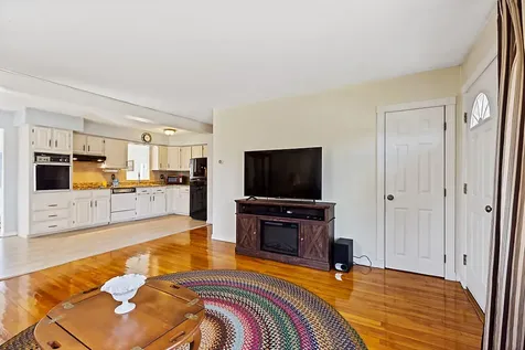 22 Mayflower Road Augusta ME 04330