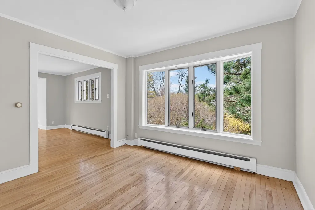 294 Mitchell Road Cape Elizabeth ME 04107