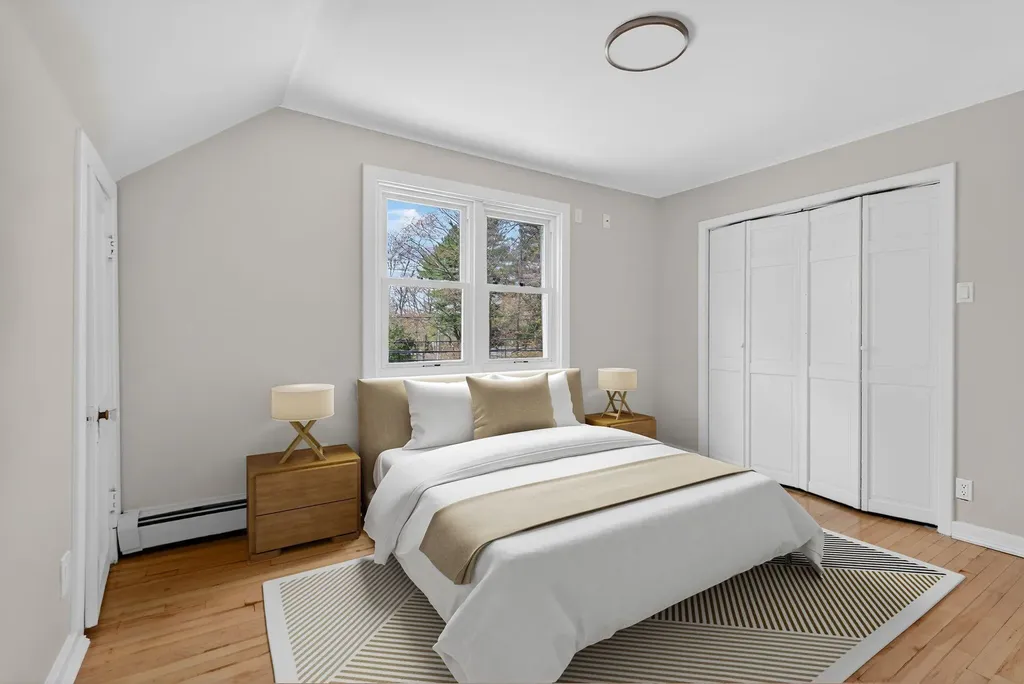 294 Mitchell Road Cape Elizabeth ME 04107