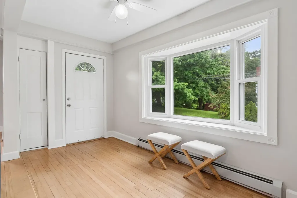 294 Mitchell Road Cape Elizabeth ME 04107