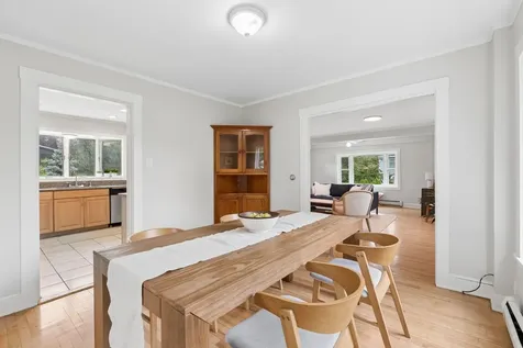 294 Mitchell Road Cape Elizabeth ME 04107