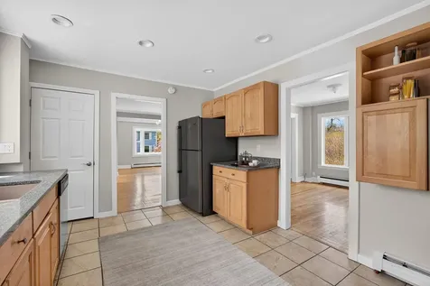 294 Mitchell Road Cape Elizabeth ME 04107