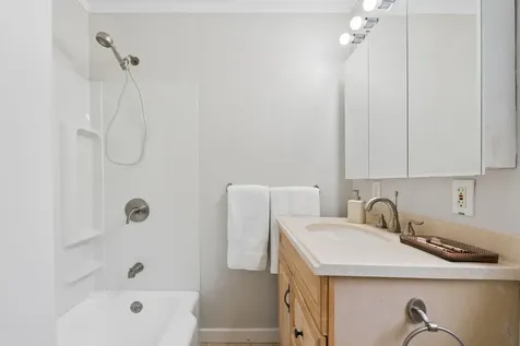 294 Mitchell Road Cape Elizabeth ME 04107