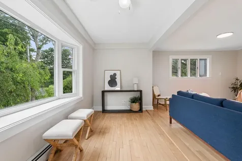 294 Mitchell Road Cape Elizabeth ME 04107