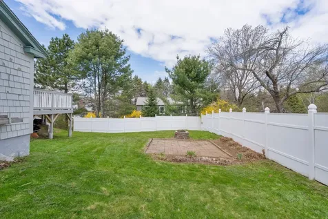 294 Mitchell Road Cape Elizabeth ME 04107