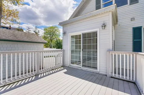 294 Mitchell Road Cape Elizabeth ME 04107