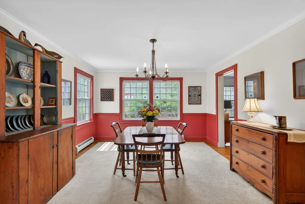 44 Oakwood Drive Kennebunkport ME 04046