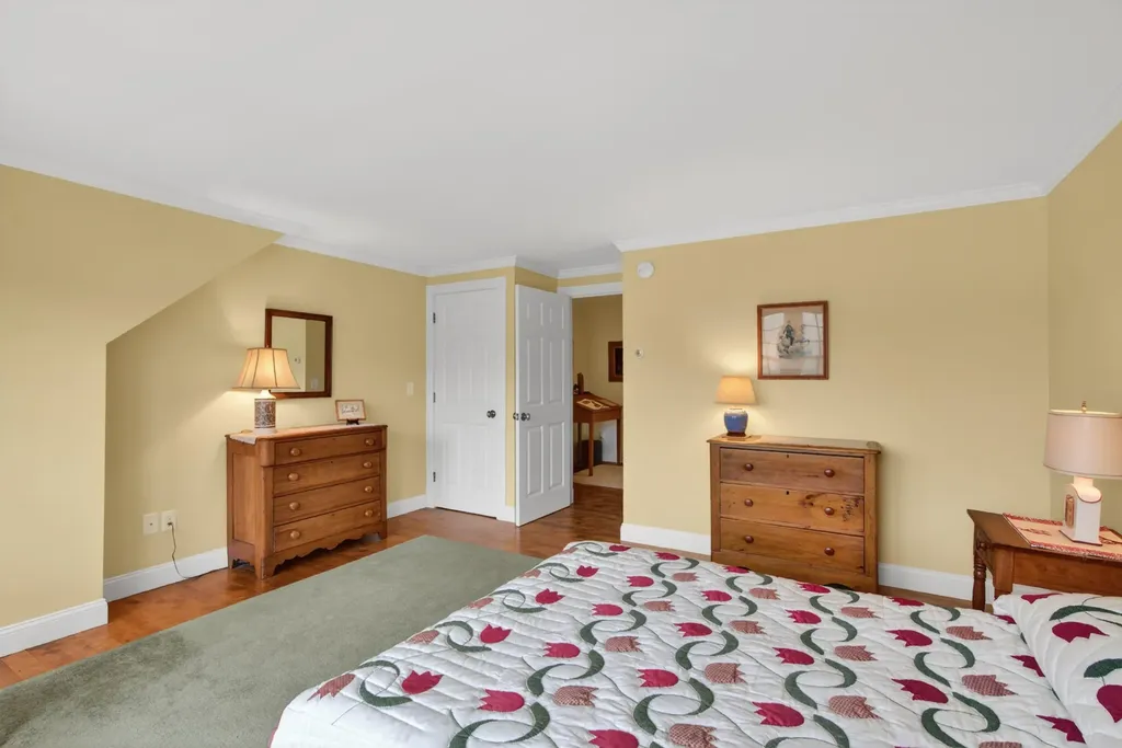 44 Oakwood Drive Kennebunkport ME 04046