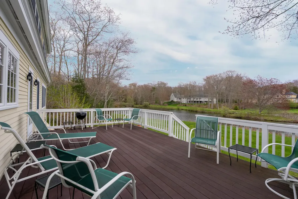 44 Oakwood Drive Kennebunkport ME 04046