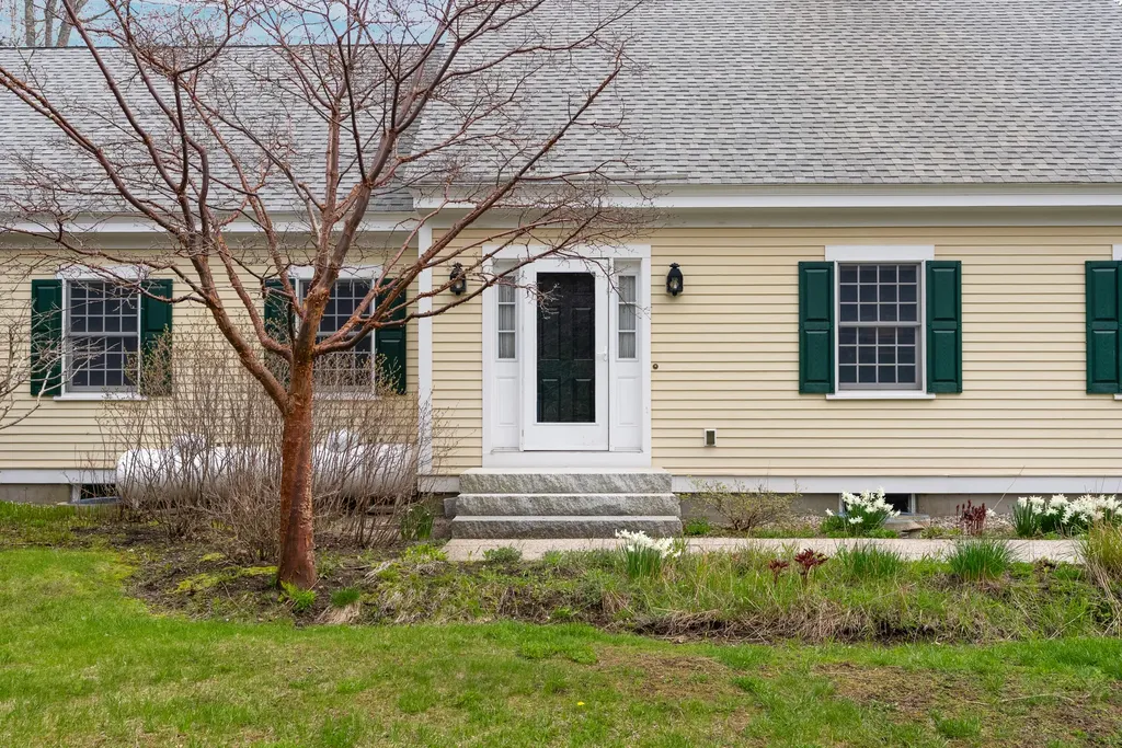 44 Oakwood Drive Kennebunkport ME 04046