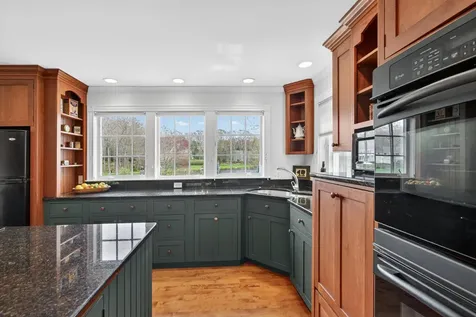 44 Oakwood Drive Kennebunkport ME 04046