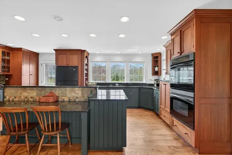 44 Oakwood Drive Kennebunkport ME 04046