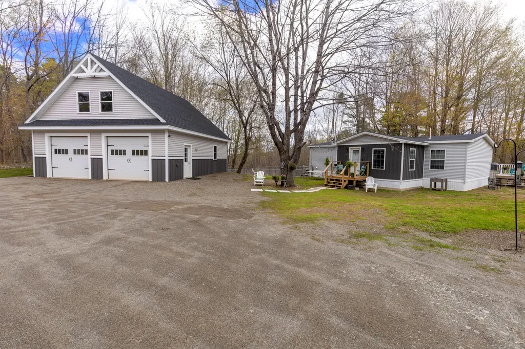1124 South Street Dover-foxcroft ME 04426