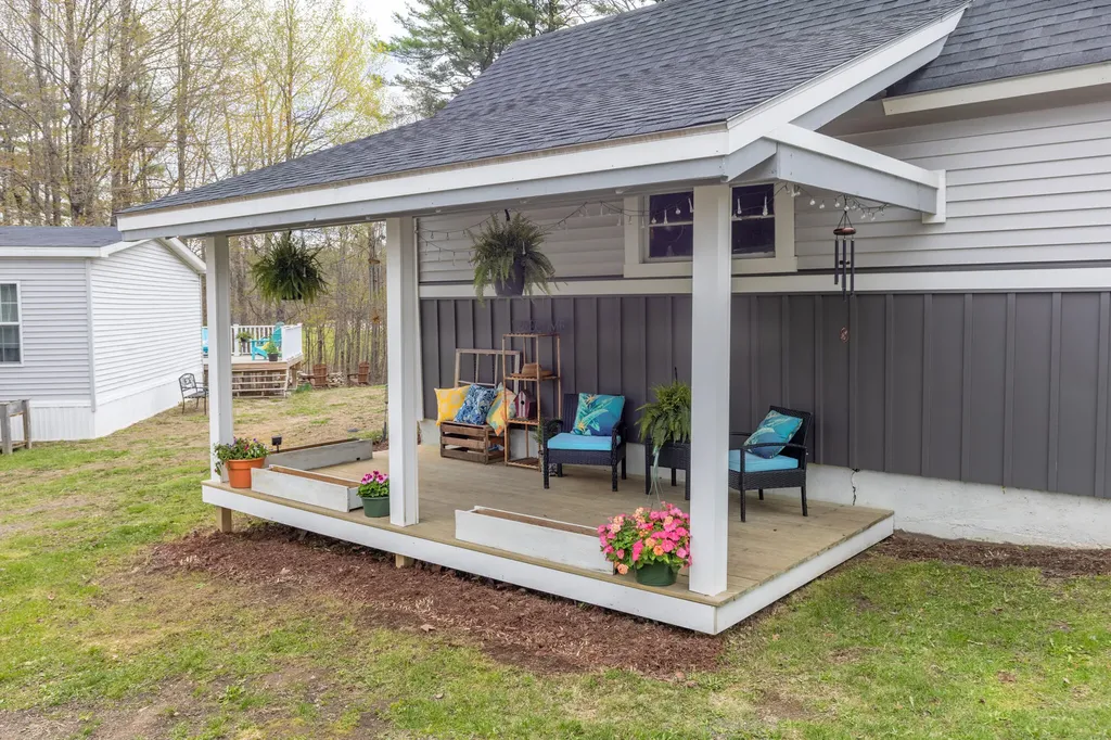 1124 South Street Dover-foxcroft ME 04426