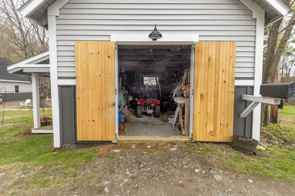 1124 South Street Dover-foxcroft ME 04426
