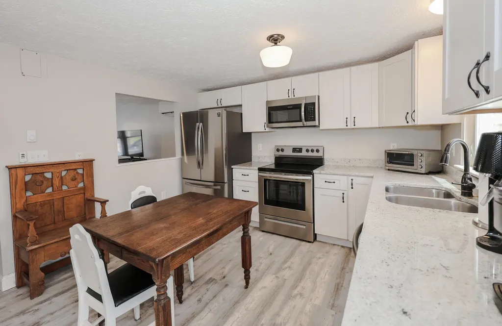 22 Powder Mill Drive Kennebunk ME 04043