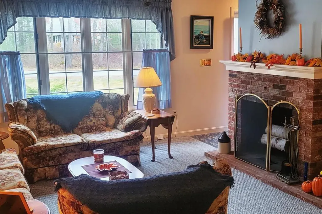 6 Laurel Circle Kennebunk ME 04043