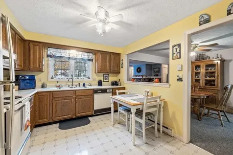 6 Laurel Circle Kennebunk ME 04043