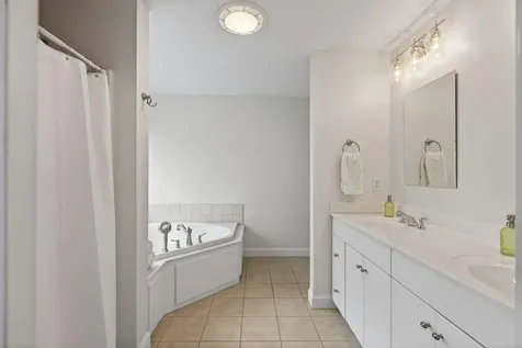 18 Woodspell Road Scarborough ME 04074