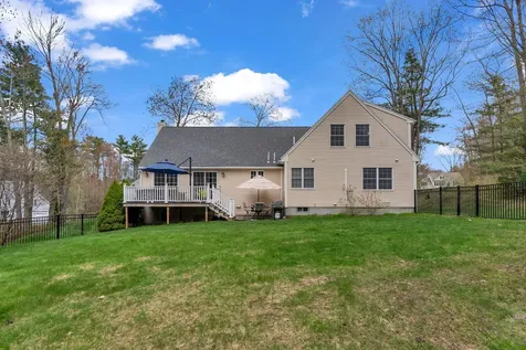 18 Woodspell Road Scarborough ME 04074