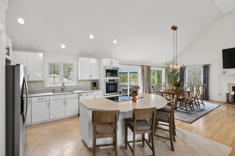 18 Woodspell Road Scarborough ME 04074