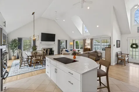 18 Woodspell Road Scarborough ME 04074