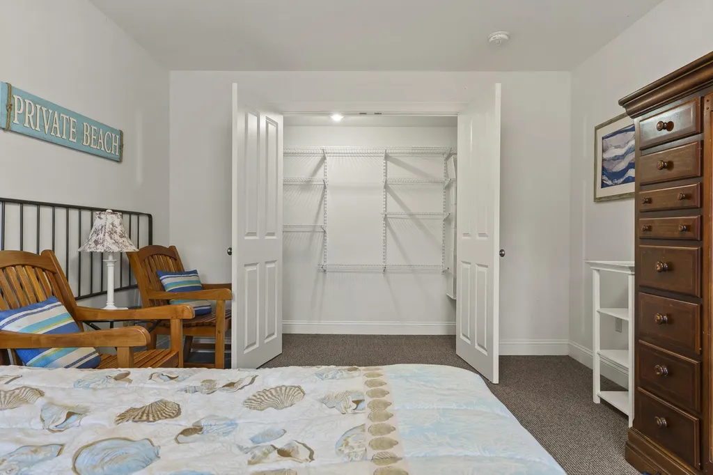 59 Ledgewood Drive Boothbay ME 04537