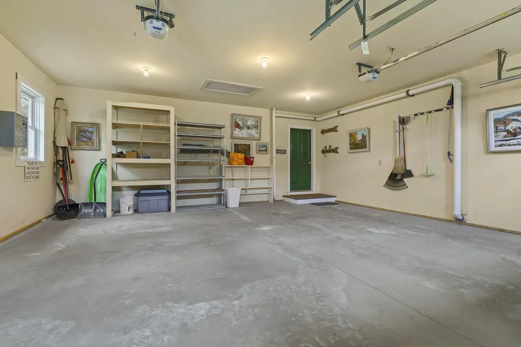 59 Ledgewood Drive Boothbay ME 04537