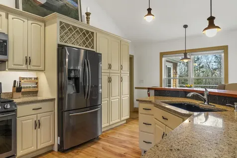 59 Ledgewood Drive Boothbay ME 04537
