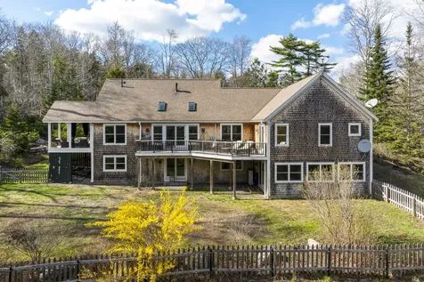 59 Ledgewood Drive Boothbay ME 04537