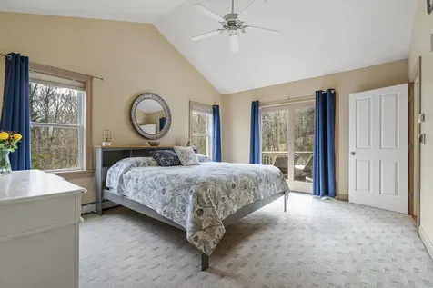 59 Ledgewood Drive Boothbay ME 04537