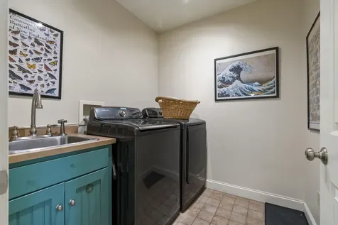 59 Ledgewood Drive Boothbay ME 04537