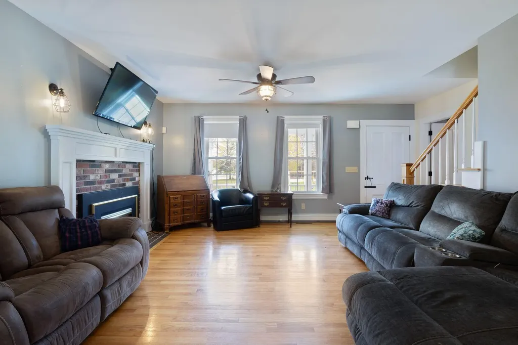 15 Pickerel Pond Road Limerick ME 04048