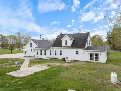 15 Pickerel Pond Road Limerick ME 04048