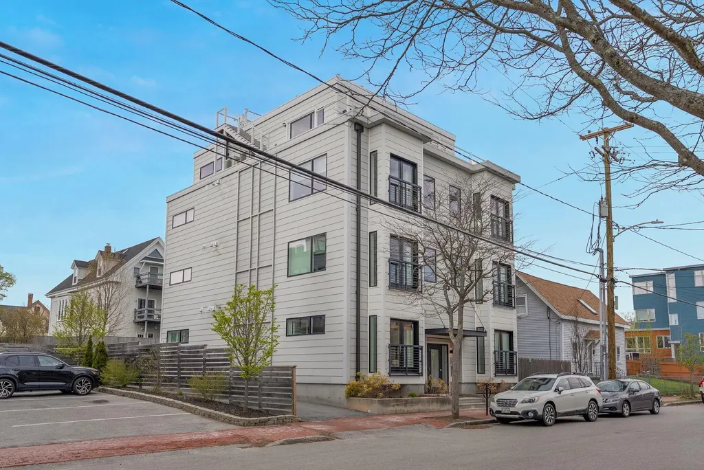 30 Merrill Street Portland ME 04101