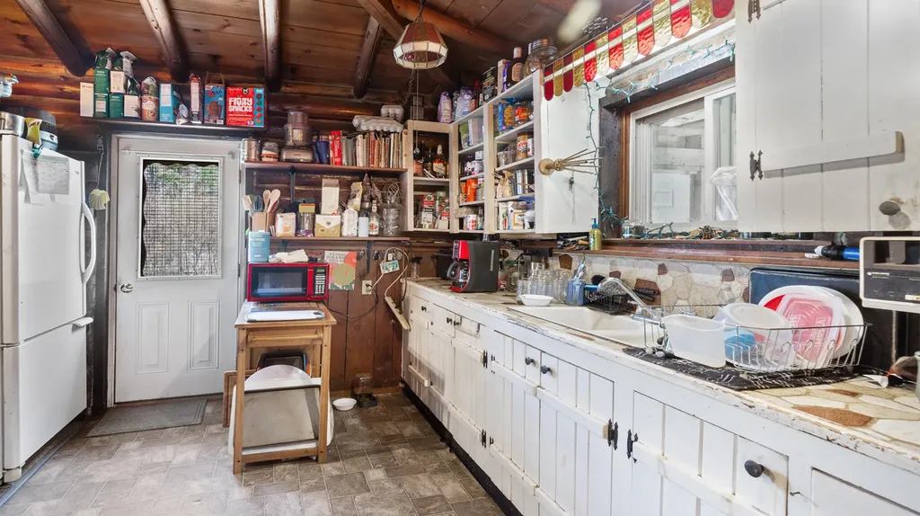 1184 Cardville Road Greenbush ME 04418