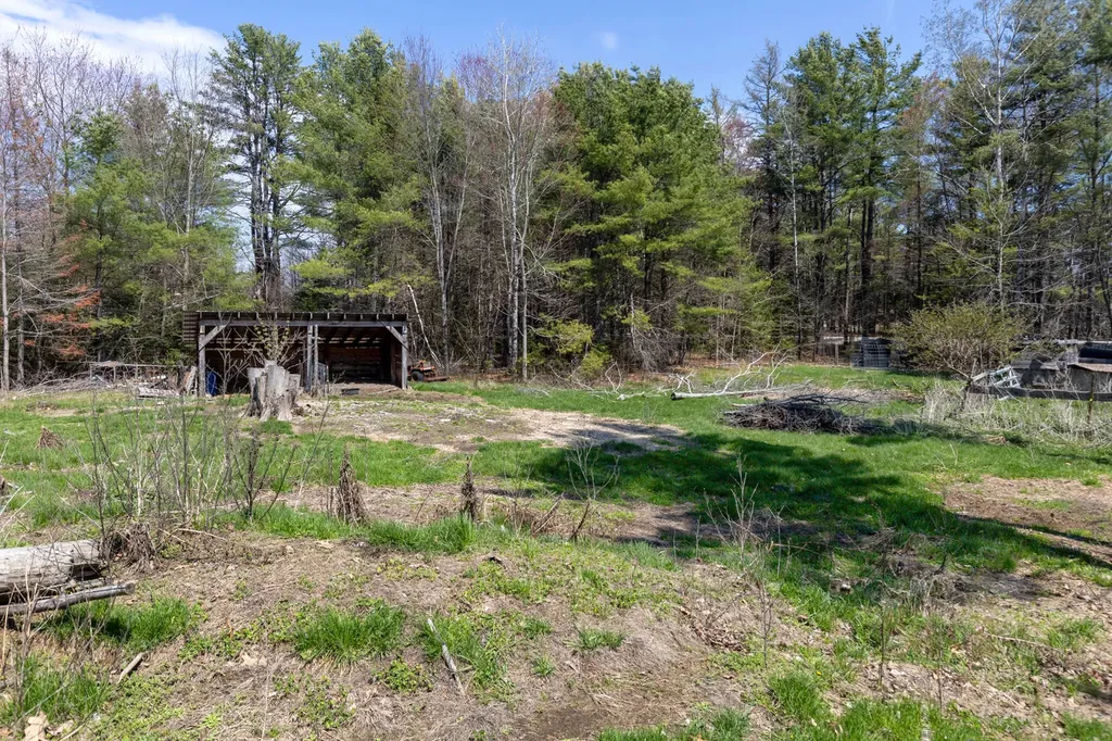 1184 Cardville Road Greenbush ME 04418