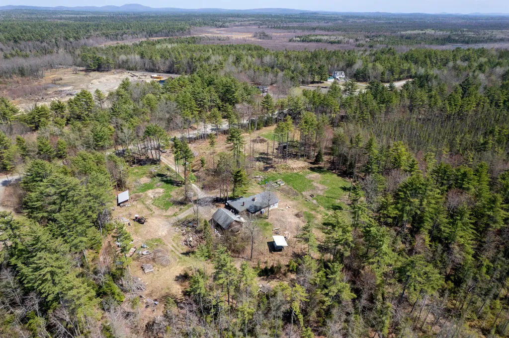 1184 Cardville Road Greenbush ME 04418