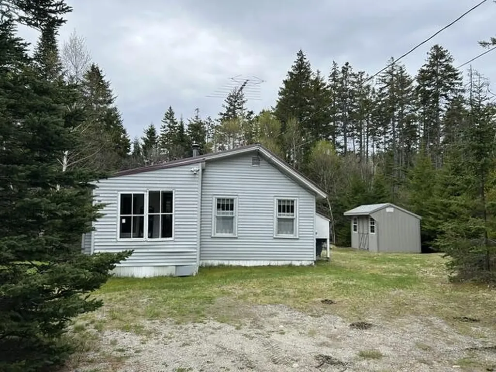 373 Harbor Drive Tremont ME 04653