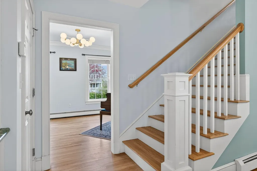 6 Leighton Farm Road Cape Elizabeth ME 04107