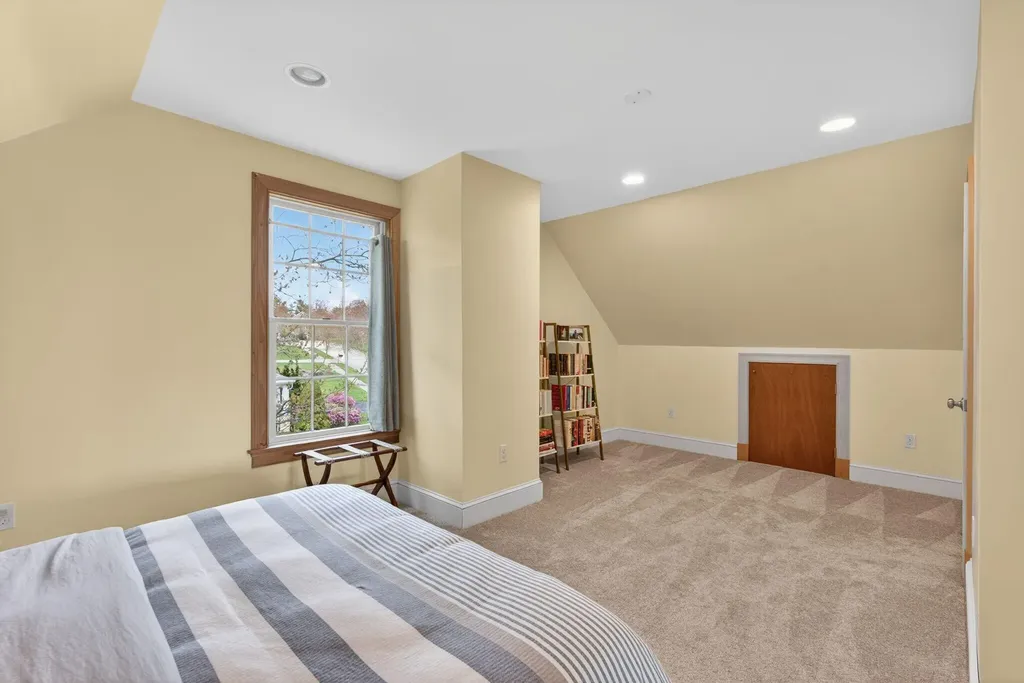 6 Leighton Farm Road Cape Elizabeth ME 04107